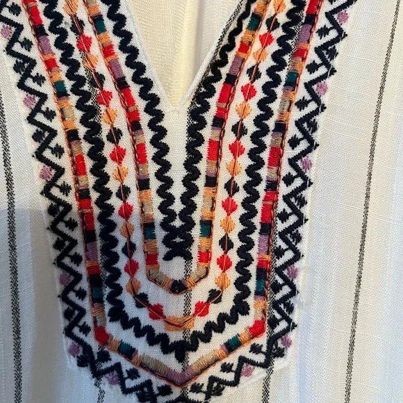 THML White Tunic with Multicolor Embroidery - women’s large dress - Picture 5 of 14